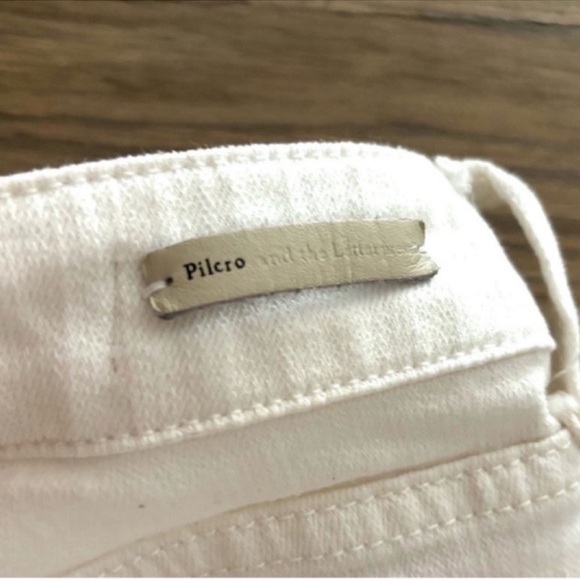 ANTHROPOLOGIE Pilcro and the
Letterpress White Boyfriend Jean Shorts 25 0 - Picture 8 of 11